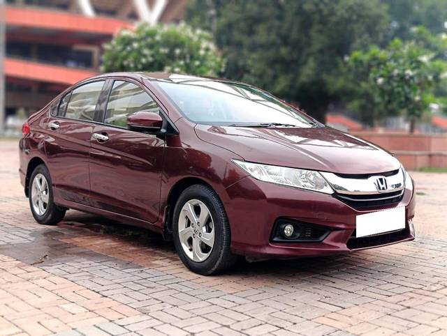 https://images10.gaadi.com/usedcar_image/4616121/original/processed_e7cfa7ea945419e59f2558171087a77a.jpg?imwidth=6400