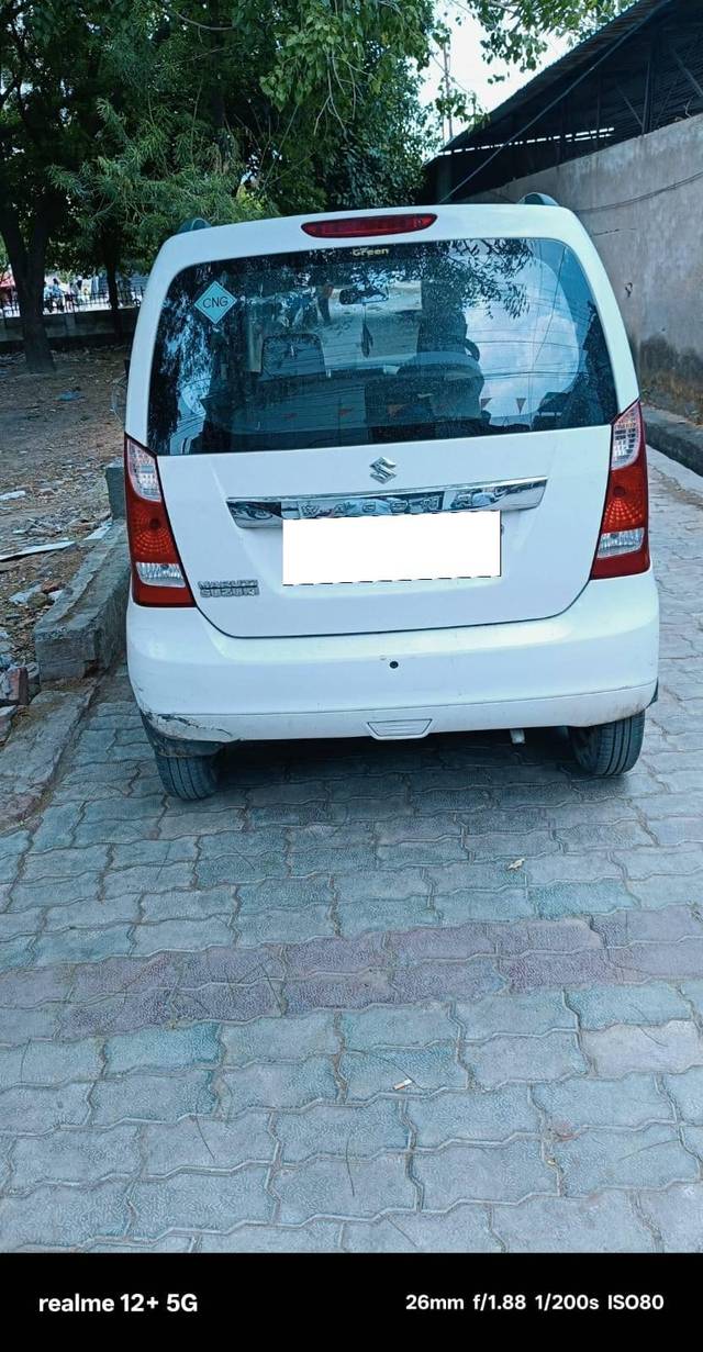 https://images10.gaadi.com/usedcar_image/4616127/original/processed_e05d093c352374047713b9f5c99b0b40.jpg?imwidth=6400