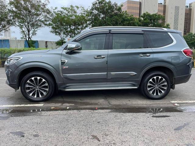https://images10.gaadi.com/usedcar_image/4616150/original/processed_b8f420d1b2e0314c37e90101a4b701cf.jpg?imwidth=6401