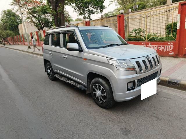 https://images10.gaadi.com/usedcar_image/4616152/original/processed_7aa9a0f3711763019214ab162b65e127.jpg?imwidth=6400