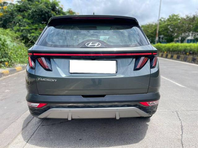 https://images10.gaadi.com/usedcar_image/4616155/original/processed_d9abc4766f37624760284e3f7281f24c.jpg?imwidth=6402