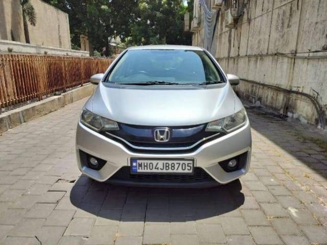 https://images10.gaadi.com/usedcar_image/4616159/original/processed_f3de2acbdd81f4052dac5ac32e02bf0f.jpeg?imwidth=6400