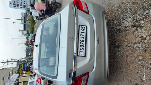 https://images10.gaadi.com/usedcar_image/4616161/original/processed_d5ed686d951879d55a55fd95f08e94ee.jpg?imwidth=6401