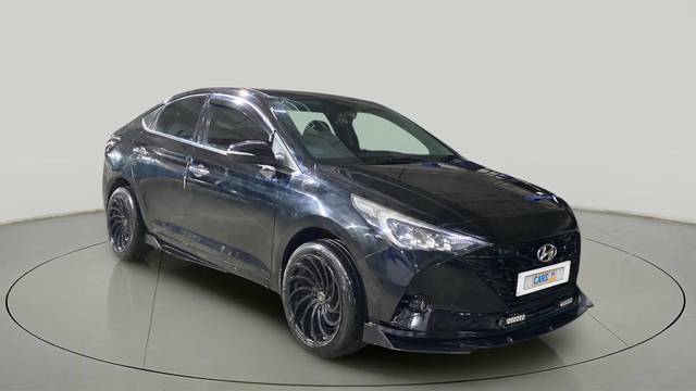 https://images10.gaadi.com/usedcar_image/4616258/original/98118f852b0a4838bea3fc267b5b0501.jpg?imwidth=6400