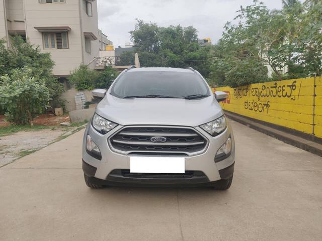 https://images10.gaadi.com/usedcar_image/4616261/original/processed_1870144eaa39b4ce65481a2305aa50e1.jpg?imwidth=6402