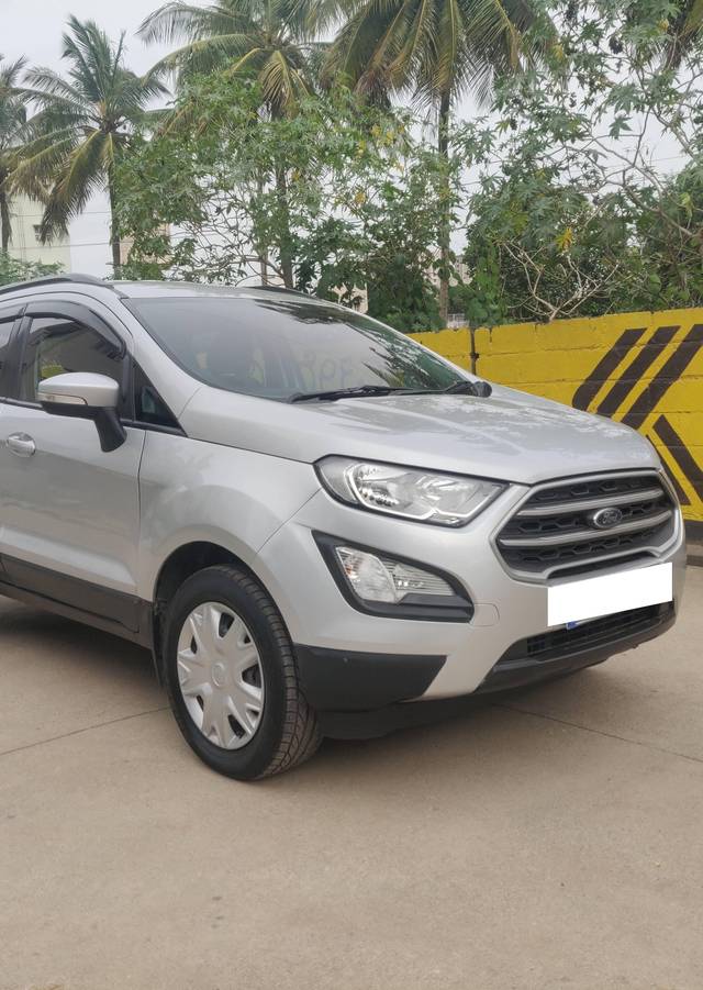 https://images10.gaadi.com/usedcar_image/4616261/original/processed_841b15e2bdb73fe7867a0777bc74e1db.jpg?imwidth=6400
