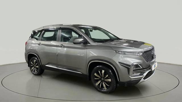 https://images10.gaadi.com/usedcar_image/4616270/original/04c0458e2425a4f28088c135cfb3ed0f.jpg?imwidth=6400