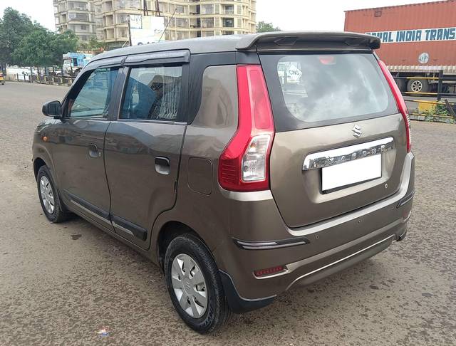 https://images10.gaadi.com/usedcar_image/4616272/original/processed_6a7a42251dafeb6ad381d347444bd286.jpg?imwidth=6402
