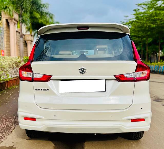 https://images10.gaadi.com/usedcar_image/4616274/original/processed_0d848c3a-e36c-4fb2-bae9-bc0150d88a55.jpg?imwidth=6402