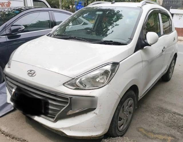 https://images10.gaadi.com/usedcar_image/4616279/original/processed_86d086ef-d43b-4258-b3cb-72b3fc255a1d.jpeg?imwidth=6400