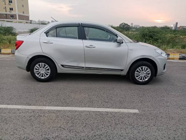 https://images10.gaadi.com/usedcar_image/4616281/original/164931740c3891988d583d44f28cd75c.jpg?imwidth=6401