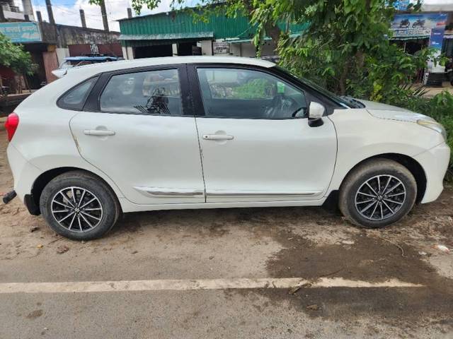 https://images10.gaadi.com/usedcar_image/4616356/original/processed_db4d83b8-bb81-4301-a891-0ef3e1f2f1a4.jpg?imwidth=6401