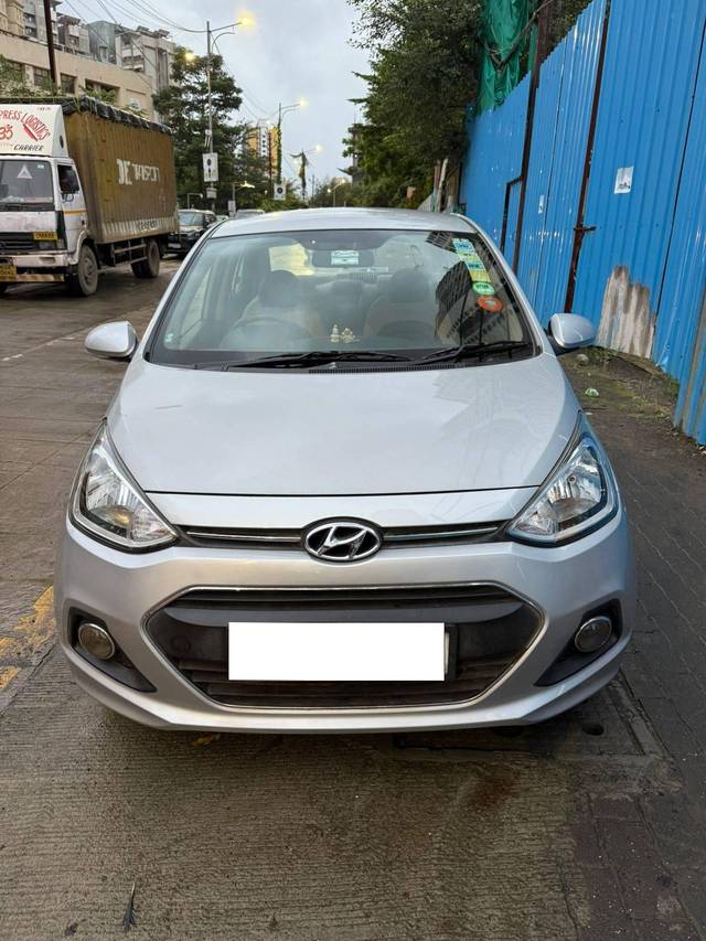 https://images10.gaadi.com/usedcar_image/4616357/original/processed_420e1ddb-31a9-43fc-99e3-cbd35111d9bd.jpg?imwidth=6401