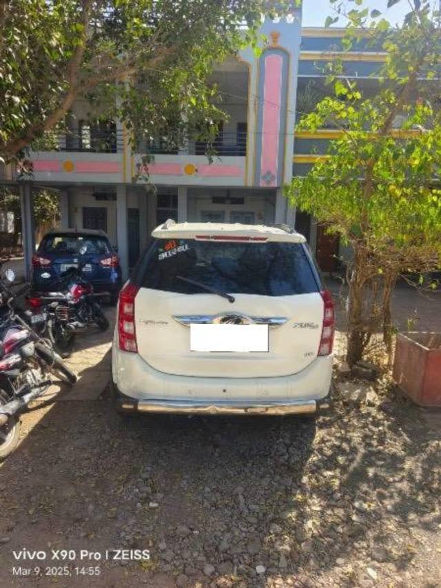 https://images10.gaadi.com/usedcar_image/4616363/original/processed_672c994a-6791-40e7-ba8b-c173f32f6ba2.jpeg?imwidth=6402