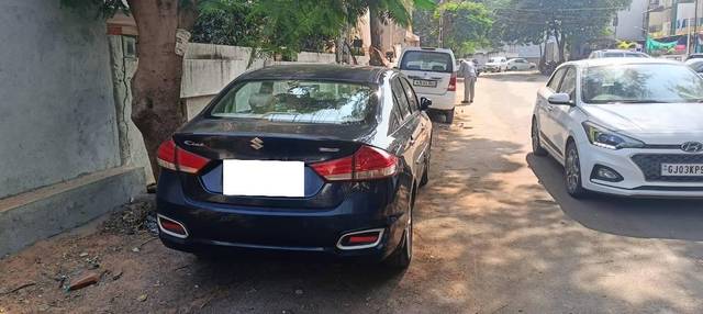 https://images10.gaadi.com/usedcar_image/4616369/original/processed_9b83a9f1-07c8-4a04-9cde-ba14cd7da321.JPG?imwidth=6402
