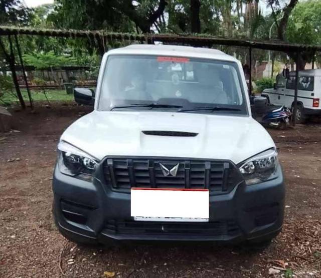 https://images10.gaadi.com/usedcar_image/4616482/original/processed_f9a4f8d8-213c-464d-9d19-9437eaf233f4.jpg?imwidth=6400