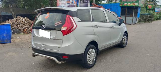 https://images10.gaadi.com/usedcar_image/4616550/original/processed_7db59c5c-c08b-4dc9-986b-7bc970565d5b.jpg?imwidth=6401