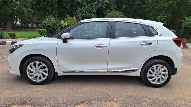 https://images10.gaadi.com/usedcar_image/4616687/original/ce339bcd5553dc9d58f8a42c1e62856b.jpg?imwidth=6402