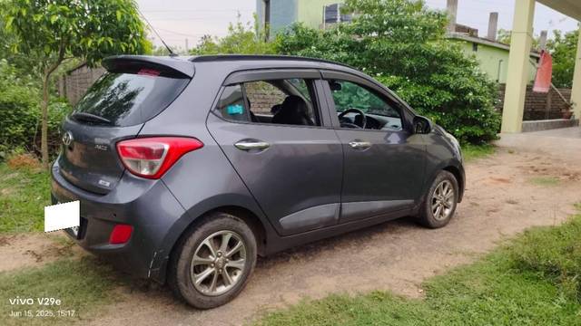 https://images10.gaadi.com/usedcar_image/4616688/original/processed_dd60d8dd-e759-40a3-be15-0554b58e440e.jpg?imwidth=6401
