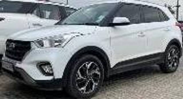 https://images10.gaadi.com/usedcar_image/4616768/original/processed_a371e098-0ea3-4fa2-9ad9-24d0b1c48d8c.jpg?imwidth=6402