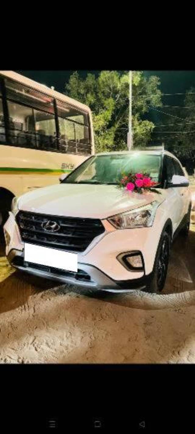 https://images10.gaadi.com/usedcar_image/4616768/original/processed_b42d008e-5946-40bf-82e0-9dda0b9914ca.jpg?imwidth=6400