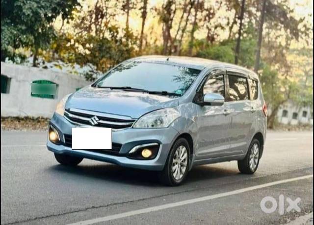 https://images10.gaadi.com/usedcar_image/4616771/original/processed_a3841f6d-db7c-4a98-b503-69122e6d85c5.jpeg?imwidth=6400