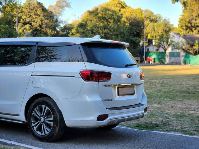 https://images10.gaadi.com/usedcar_image/4616774/original/processed_caae99f07411039c91c4bc25968cbcfb.jpg?imwidth=6402