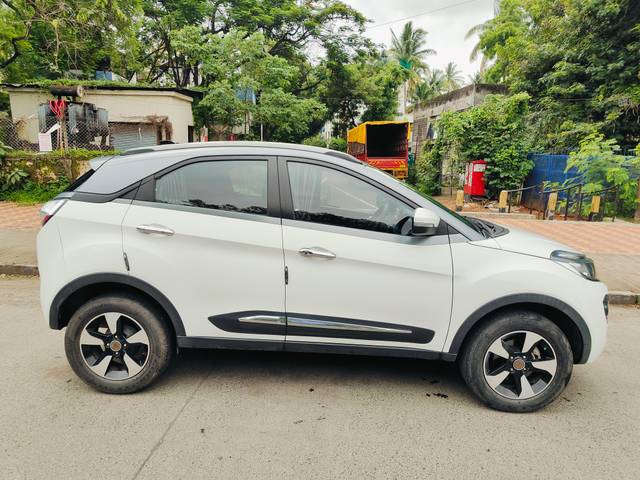 https://images10.gaadi.com/usedcar_image/4616899/original/09fbd9812bb4a4fd766086b039a41b77.jpg?imwidth=6401