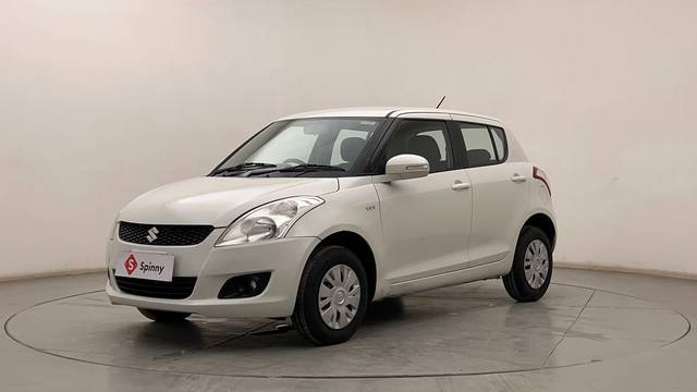 https://images10.gaadi.com/usedcar_image/4616940/original/ee5dc766ef040738edd3e8de21009ca3.JPG?imwidth=6400