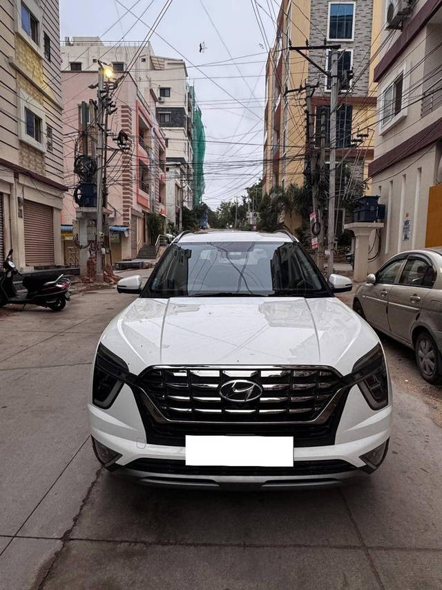 https://images10.gaadi.com/usedcar_image/4616964/original/processed_25dca4a8-8e7f-4dee-adf1-7f597a3cfb7c.jpg?imwidth=6400