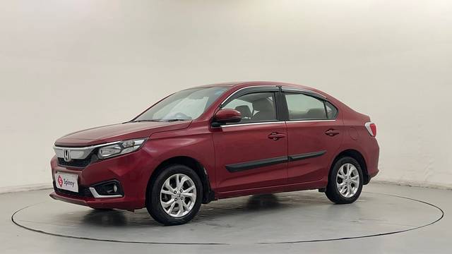 https://images10.gaadi.com/usedcar_image/4616990/original/0a7951e764d348cce2e2fbb23799f865.JPG?imwidth=6400