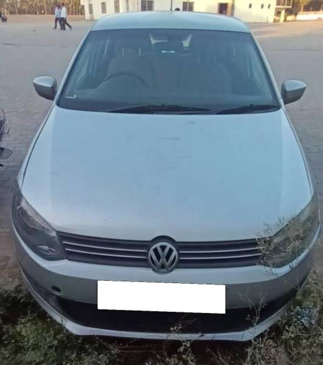 https://images10.gaadi.com/usedcar_image/4617016/original/processed_66a52a27-427c-47ed-8799-c7cf7dfbff42.jpg?imwidth=6400
