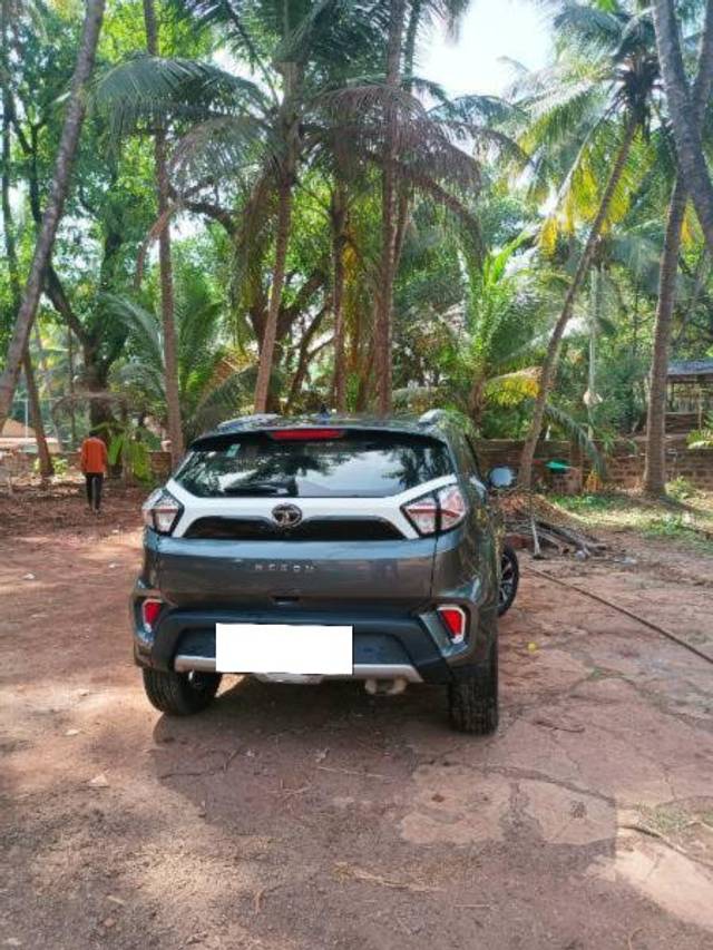 https://images10.gaadi.com/usedcar_image/4617044/original/processed_979afb4c-6e13-4284-b923-8e7b411e8838.jpg?imwidth=6401