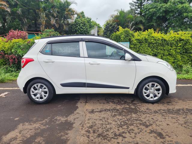 https://images10.gaadi.com/usedcar_image/4617094/original/dced5b356dce6a505b1602e35ee4dda8.jpg?imwidth=6401