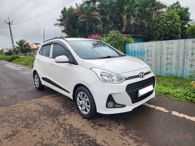https://images10.gaadi.com/usedcar_image/4617094/original/processed_8e6b8fe8daa9983f705abf6bf8318dcc.jpg?imwidth=6400