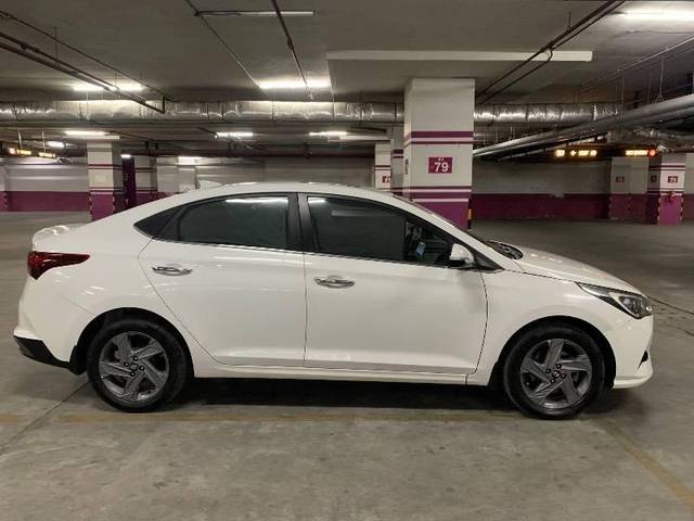 https://images10.gaadi.com/usedcar_image/4617096/original/processed_0ae714e5-f767-4cd7-8754-789b47370561.jpeg?imwidth=6401
