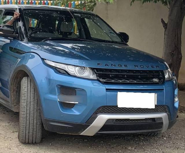 https://images10.gaadi.com/usedcar_image/4617113/original/processed_de6404b0-697f-4ddc-b494-1d8a3c295043.jpg?imwidth=6400