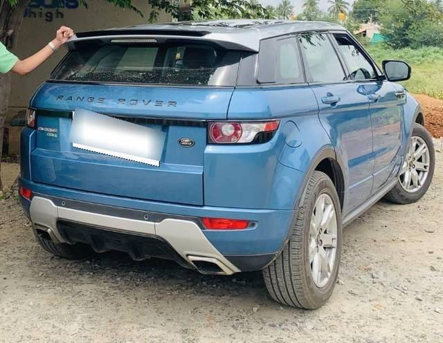 https://images10.gaadi.com/usedcar_image/4617113/original/processed_processed_fa3c24c6-4fad-4692-9b2b-de38a098520a.jpg?imwidth=6401