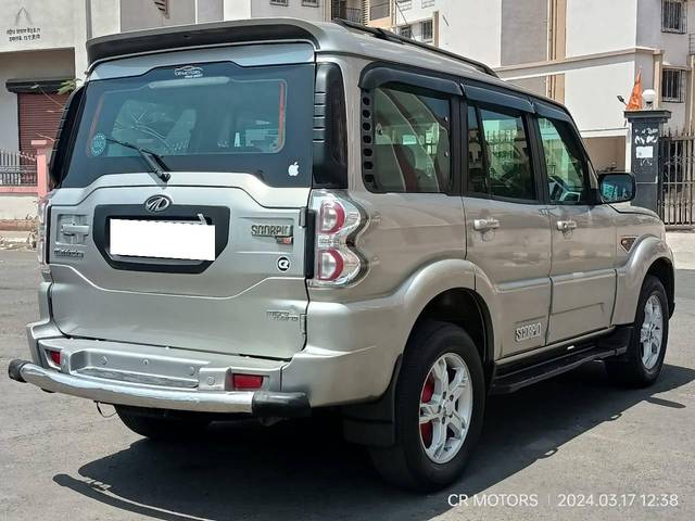 https://images10.gaadi.com/usedcar_image/4617120/original/processed_d1cffa2eec48180e69e23a8f5d8697ad.jpg?imwidth=6401