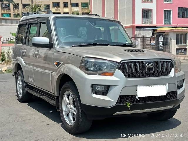 https://images10.gaadi.com/usedcar_image/4617120/original/processed_e894dc5960aae8366a519bab50d6a506.jpg?imwidth=6400