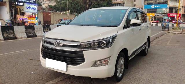 https://images10.gaadi.com/usedcar_image/4617124/original/processed_a5faf44a-9a04-4557-8646-573960ef1ee2.jpg?imwidth=6400