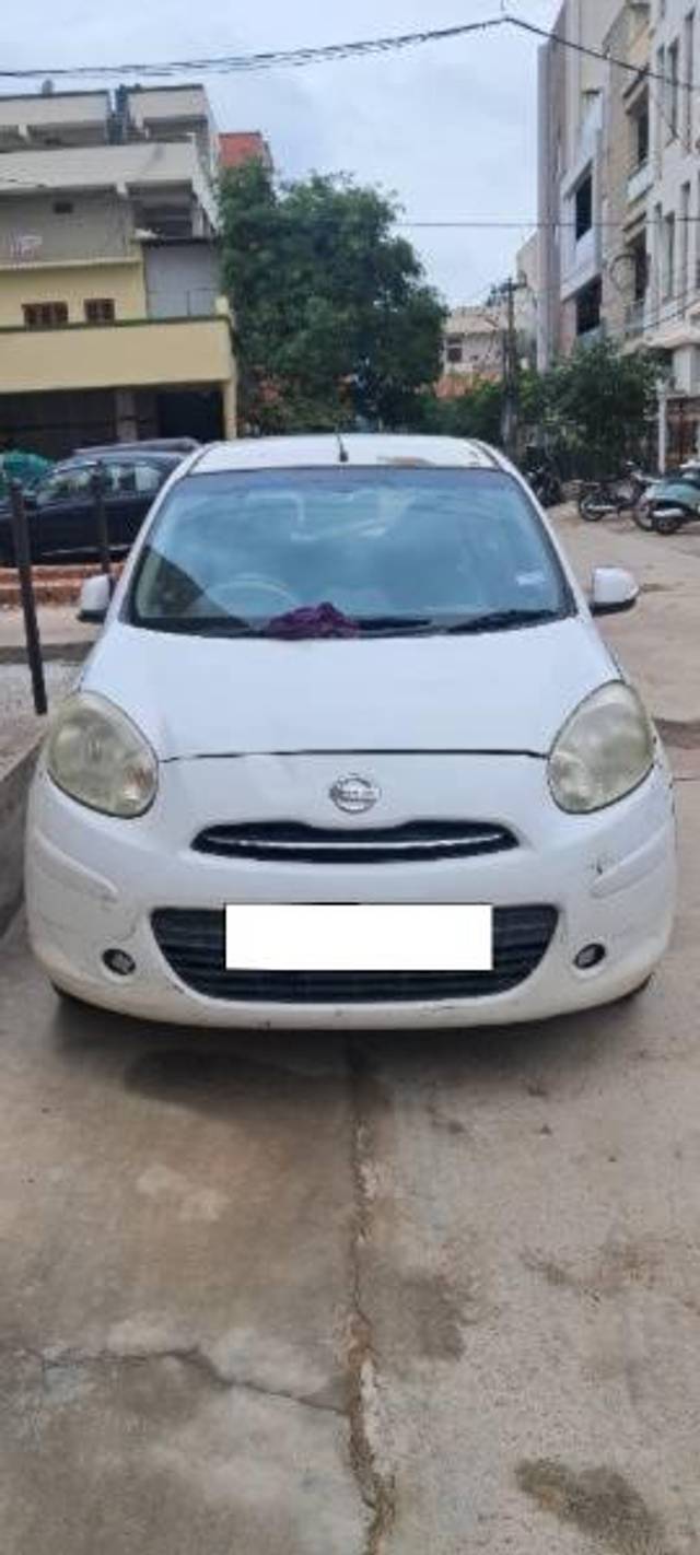 https://images10.gaadi.com/usedcar_image/4617125/original/processed_13487a2b-9307-4e50-b9d5-fcc12211b16f.jpg?imwidth=6402