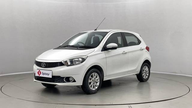 https://images10.gaadi.com/usedcar_image/4617128/original/e7285b989edda96d47086d6aa0a102a3.JPG?imwidth=6400