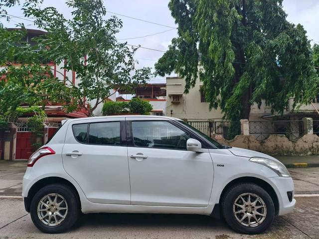 https://images10.gaadi.com/usedcar_image/4617139/original/processed_8aaeb2a20bd0c1588d2c4c5d3707b569.jpg?imwidth=6401