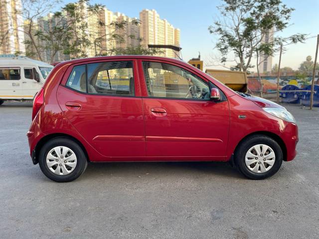 https://images10.gaadi.com/usedcar_image/4617172/original/processed_b95932b9dd98af3b00dd22d3a0d52b36.jpg?imwidth=6401