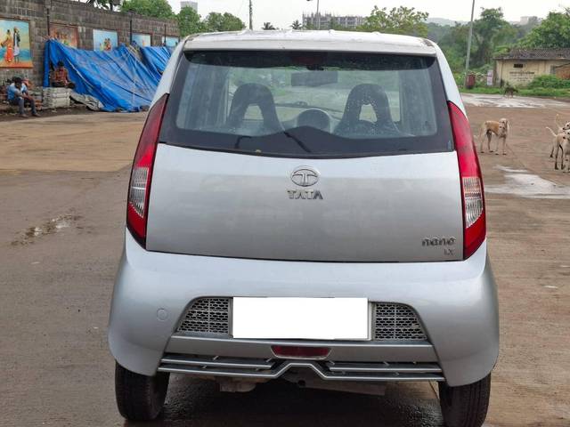 https://images10.gaadi.com/usedcar_image/4617177/original/processed_9cd00d142f643721d55c631d1bb115de.jpg?imwidth=6402