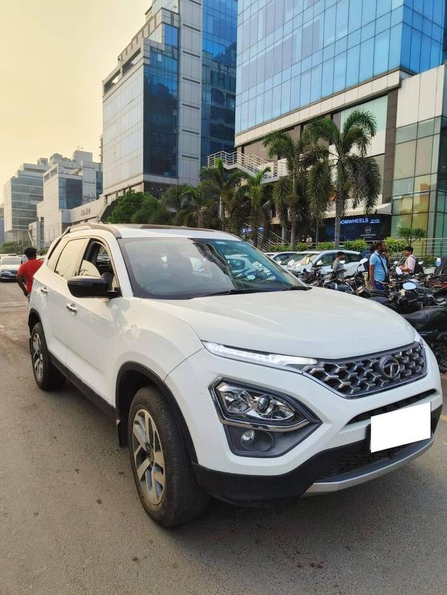 https://images10.gaadi.com/usedcar_image/4617192/original/processed_3611214e7ecf1a2dc45f46e16a989dc8.jpg?imwidth=6400