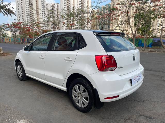 https://images10.gaadi.com/usedcar_image/4617200/original/processed_2abc41687806b9f402de8e80df8c6a20.jpg?imwidth=6402