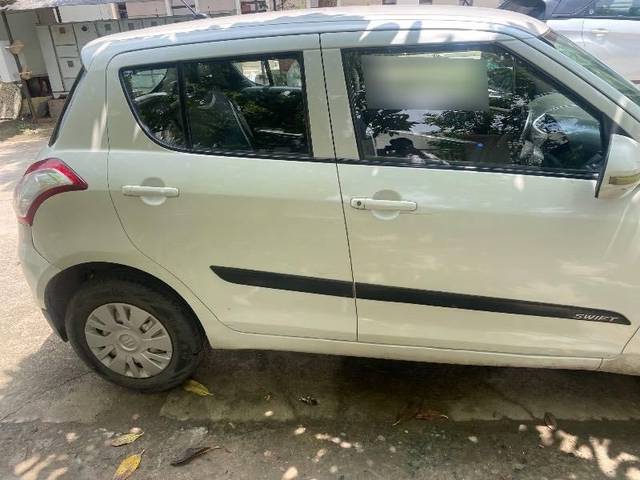 https://images10.gaadi.com/usedcar_image/4617222/original/processed_58ed52be-5246-4e1d-bf7a-28613183995c.jpg?imwidth=6401