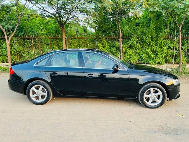 https://images10.gaadi.com/usedcar_image/4617226/original/2944d0ebf347c0973be6a644150228b4.jpg?imwidth=6401